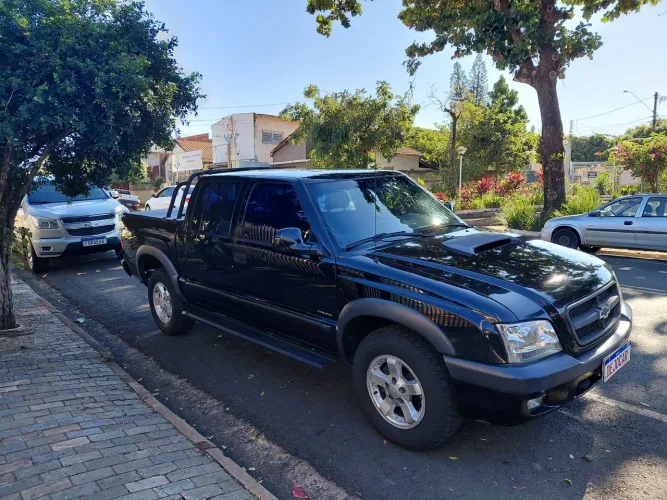 Chevrolet S10 P-up Colina 2.8 TDI 4x2/4x4 CD Dies. 2006