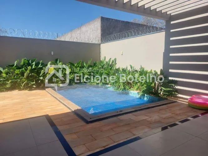 Casa Residencial para Alugar no Jardim Karaíba (Uberlândia/MG) | 208,61 m²