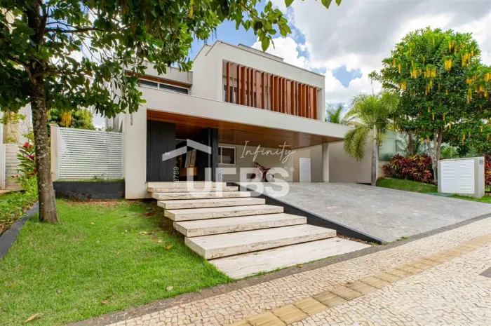 Alphaville Araguaia - Casa de Condomínio 5 quartos, sendo 5 suítes