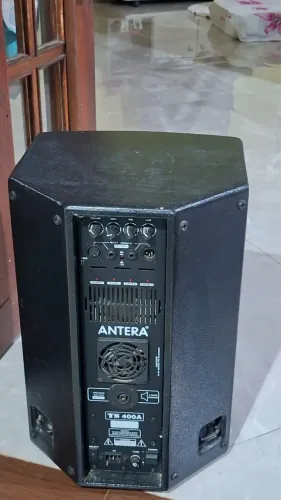 Caixa Ativa Antera TS 400a