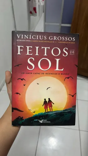 LIVRO FEITOS DE SOL