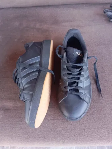 Tanis Adidas Superstar