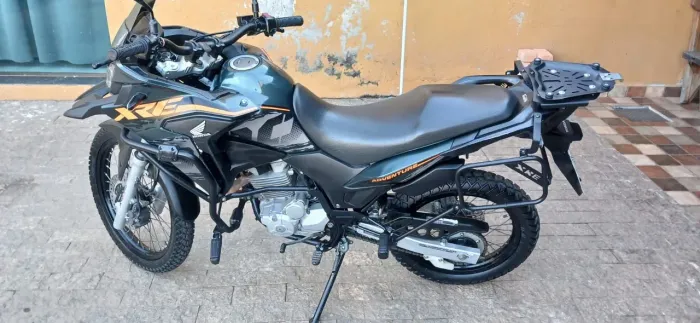 Vendo xre300 Adventure 2021