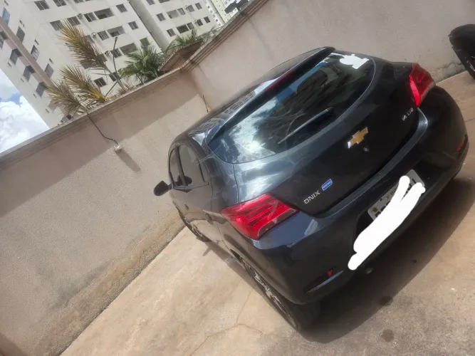 Chevrolet Onix Hatch LTZ 1.4 8V Flex Mec. 4P 2018