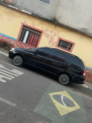 Fiat Palio Weekend HLX 1.8 MPI Flex 4P 2005