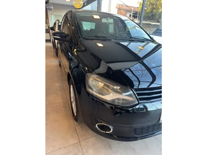 Volkswagen Fox 1.6 MI Total Flex 8V 5P 2012