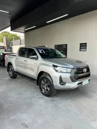 Toyota Hilux CD SR 4X4 2.8 TDI Diesel Aut. 2021