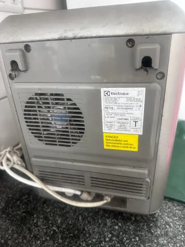 Bebedouro Electrolux 