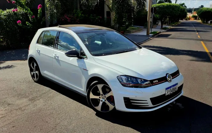 Volkswagen Golf GTI 2.0 TSI 220cv Aut. 2015