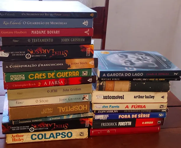 KIT COM 24 LIVROS DE LITERATURA ESTRANGEIRA