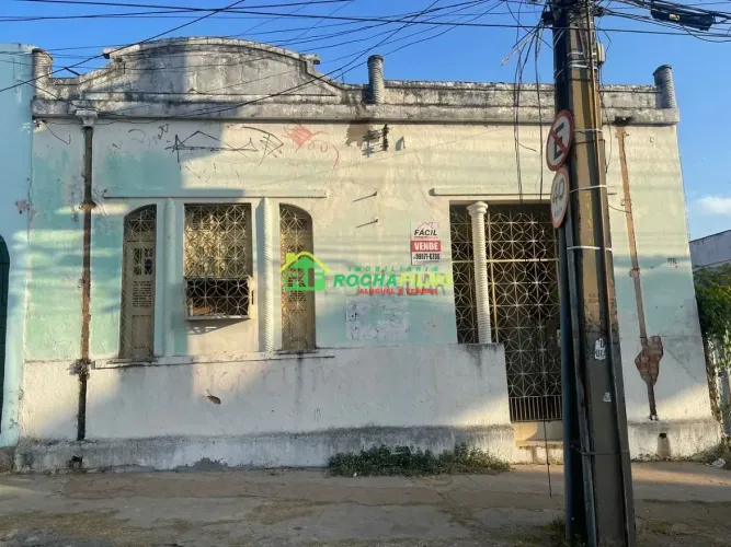 Terreno à venda. 284 m² por 850000,00 - Centro - Teresina/PI