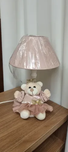 Abajour de madeira com Ursa Realeza 