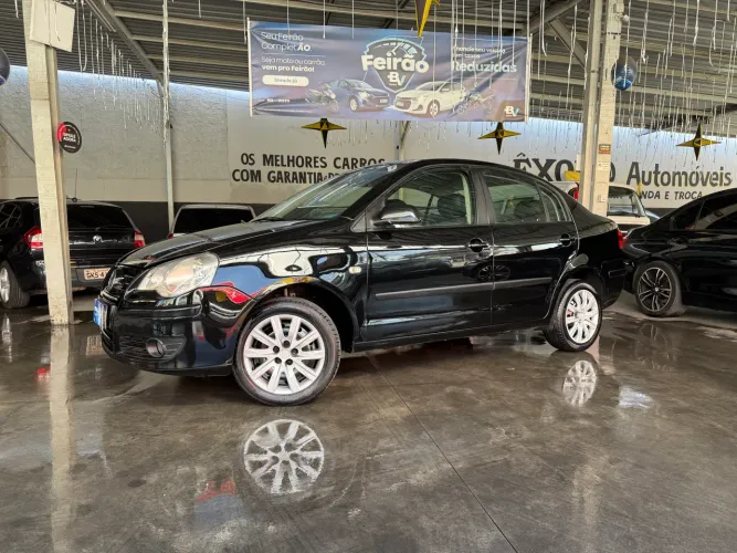 Volkswagen Polo Sedan 1.6 MI Total Flex 8V 4P 2008