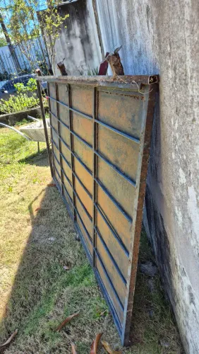 Portão de ferro usado 1.90mX1m