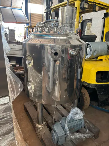 Reator Fabricado em Hastelloy 370 Litros Novo Sem Uso