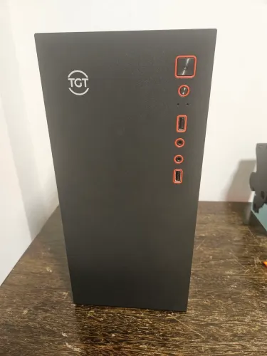 Vende se CPU (COMPUTADOR)