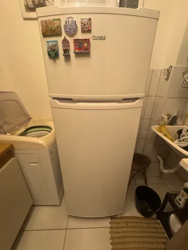 Geladeira Consul CRD37EB Cycle Defrost Duplex 334 Litros Cor Branco com Freezer