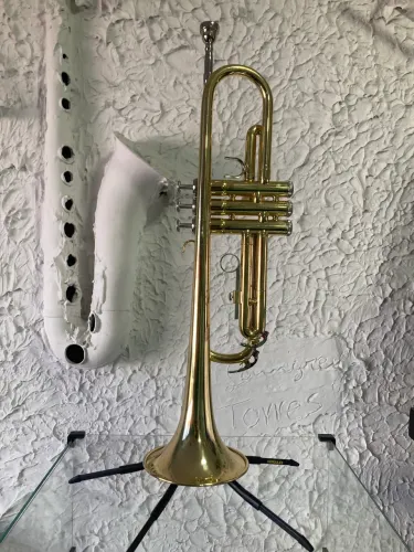 Trompete YAMAHA YTR 2320E