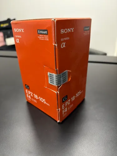 Lente Sony E PZ 18-105mm F4 G OSS (Selp18105G)
