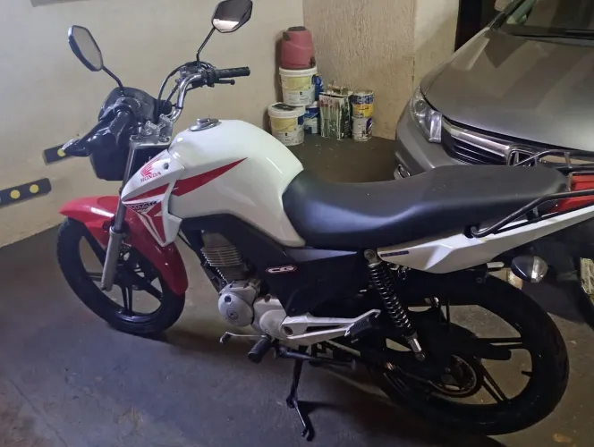 Está valor 13.500 todo em dia nada fazer motor está impecável 