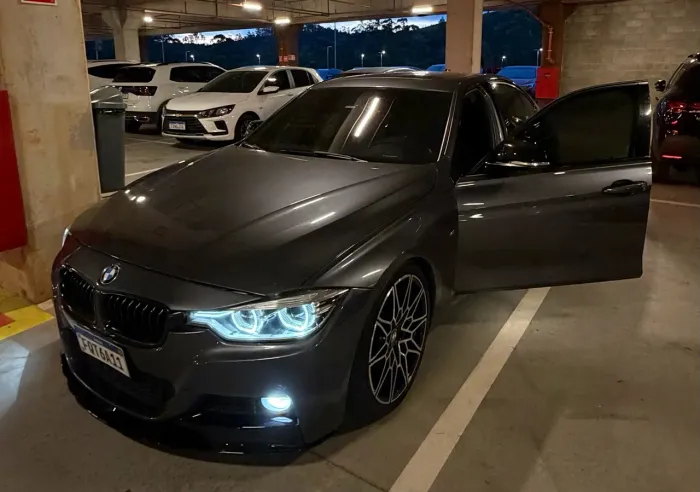 BMW 328I A M Sport 2.0 16V Flex 4P 2017