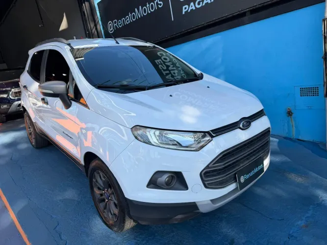 Ford Ecosport Freestyle 1.6 16V Flex 5P 2015