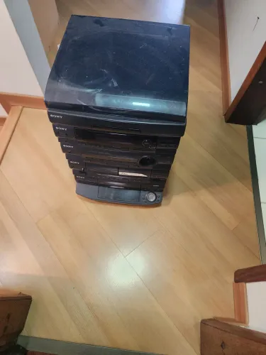 Sony lbt-n355 800WP.M.PO falta a agulha do toca disco falta botão  de volume 