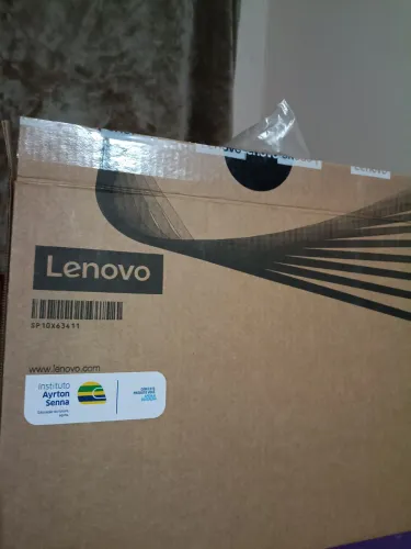 Vendo um notebook nova geração novinho ou troco  quem tive interesse chama no WhatsApp 339