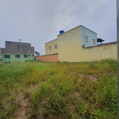 Lote 360m² no Bairro Villa Cristina