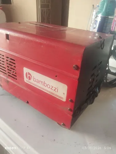 Máquina solda bambozzi NM250 turbo Seminova 