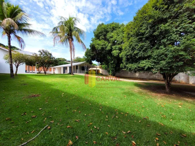 Chácara com 2 dormitórios para alugar, 546 m² por R$ 5.197,00/mês - Chácara Primavera - Ja