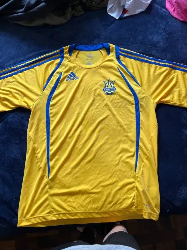 camisa treino adidas ucrânia 2009 tam G