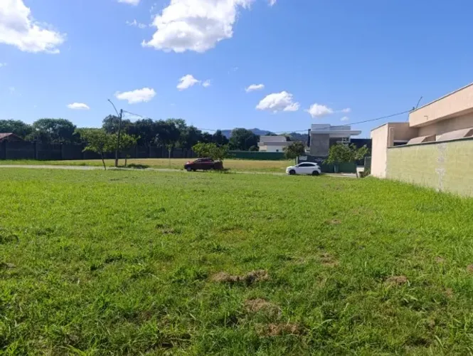 Terreno de 360 M2 - Condomínio Alphaville I - Inoã - Maricá - RJ -