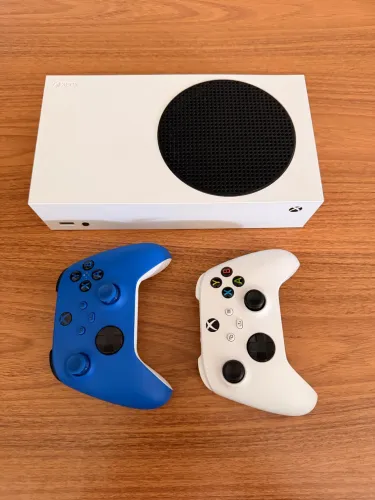 XBOX S - 512Gb Seminovo Impecável 