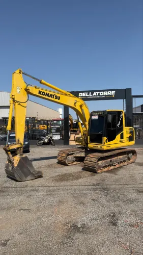KOMATSU PC130 2013 IMPECÁVEL E REVISADA