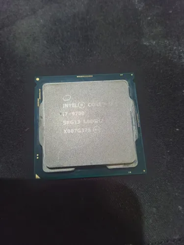 I7 9700 