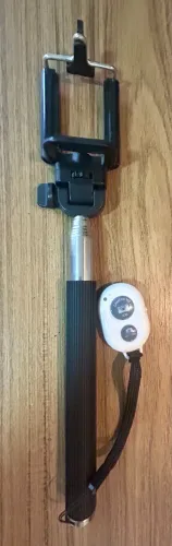 Bastão de selfie telescópico Bluetooth com controle remoto para celular 1 metro