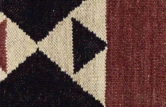 Tapete Kilim geométrico grande