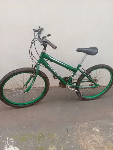 Bicicleta Aro 24 Com Marcha, Em Ótimo estado, Marca Wendy, Não Aceito Trocas 