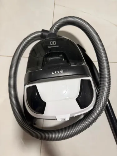 Aspirador de pó, marca electrolux, modelo lite 