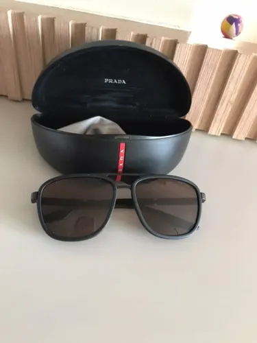 Òculos Prada masculino