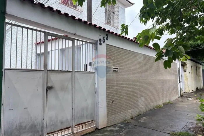 Apartamento com 2 Quarto(s) e 1 banheiro(s) para Alugar, 50 m² por R$ 1250 / Mês