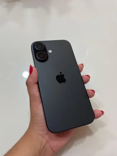 IPHONE 16 BATERIA 97%!!