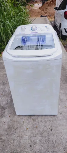 Máquina de lavar roupa Eletrolux 8,5 kg funcionando perfeitamente bate lava e centrifuga