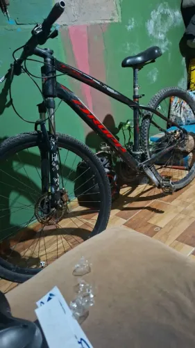 Bike com freio hidráulico