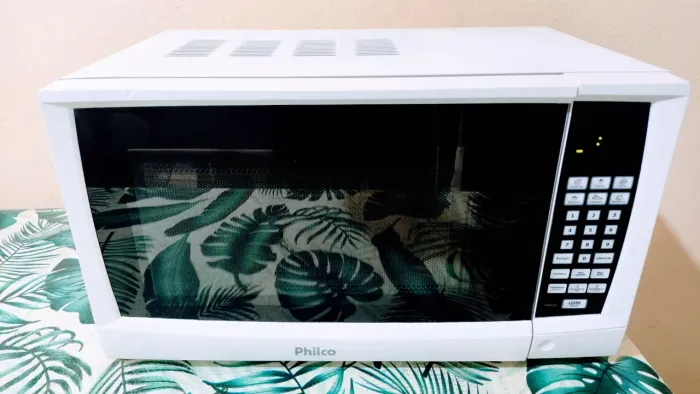 Microondas Philco 20 litros funcionando perfeitamente 