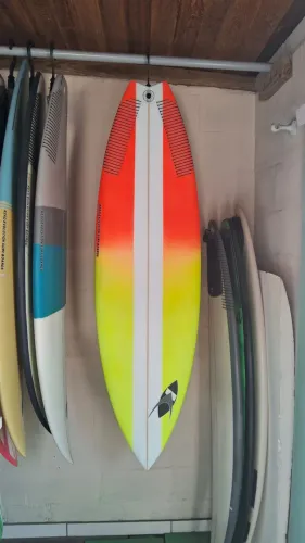 Nao psse o verão em branco. 