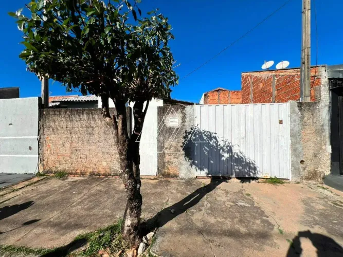 Casa com 2 dormitórios e 3 vagas para venda no Bairro Prof. Antônio da Silva Penteado Mar