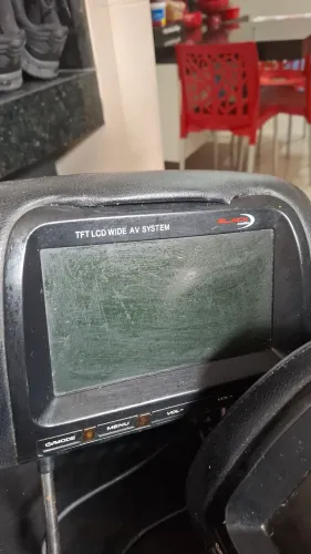 Encosto de banco com tela