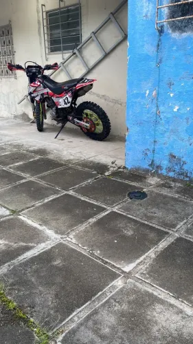 Moto de trilha tornado
